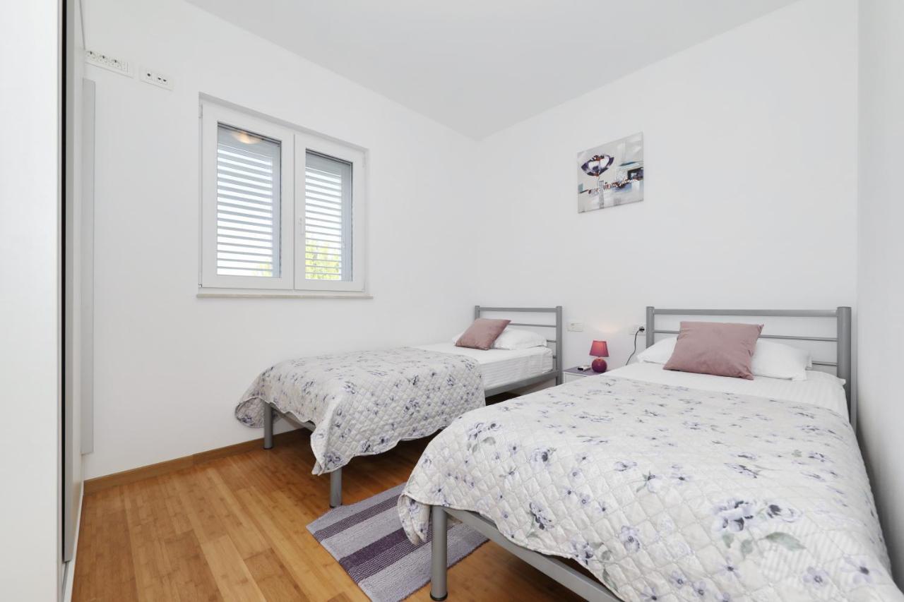 Lavanda Apartments スヴェティ・ペタル エクステリア 写真